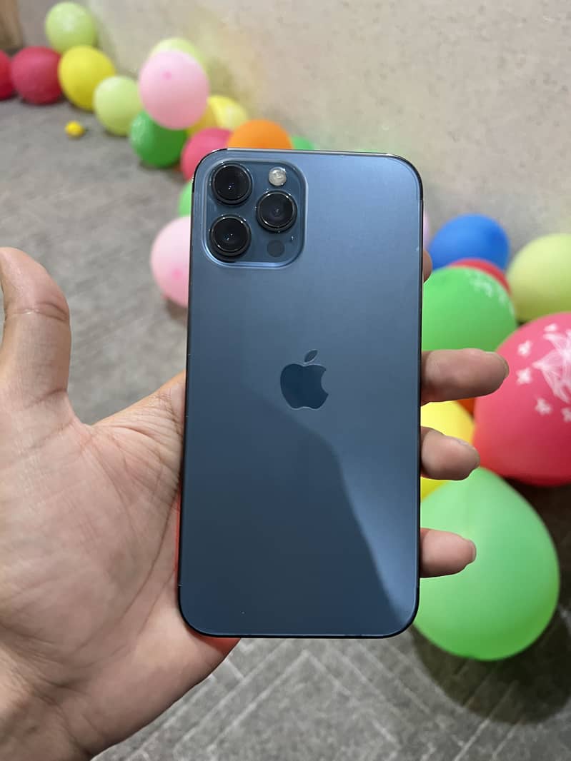 iPhone 12 Pro Max 0