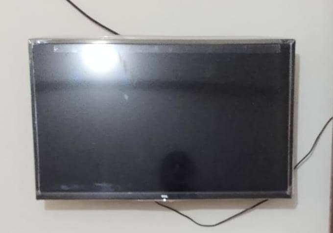 Model 32D310 1