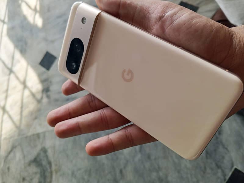 Google Pixel 8 1