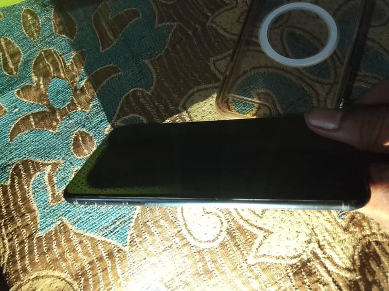 Apple iPhone 7 Plus 2