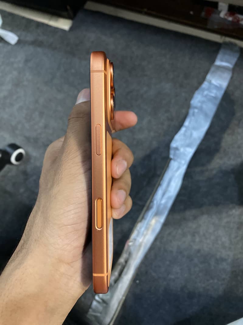 Apple iPhone 17 Pro 1