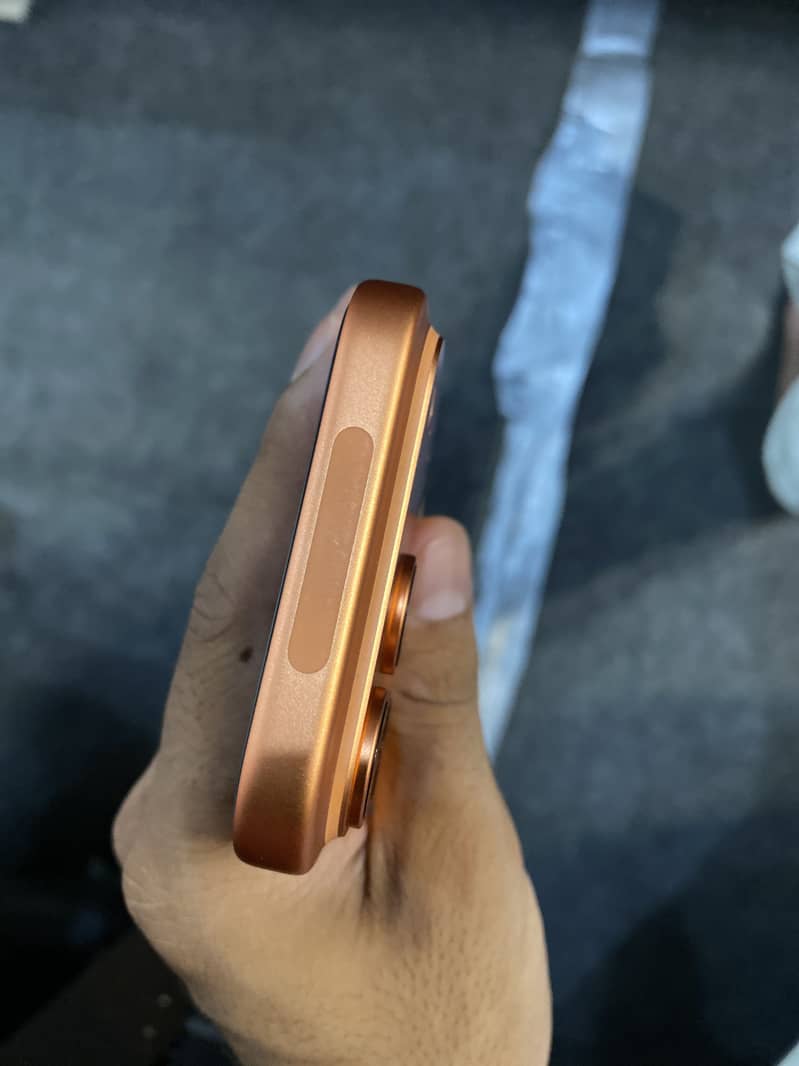 Apple iPhone 17 Pro 2
