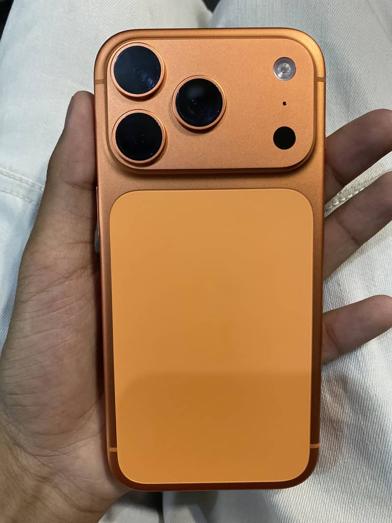 Apple iPhone 17 Pro 4
