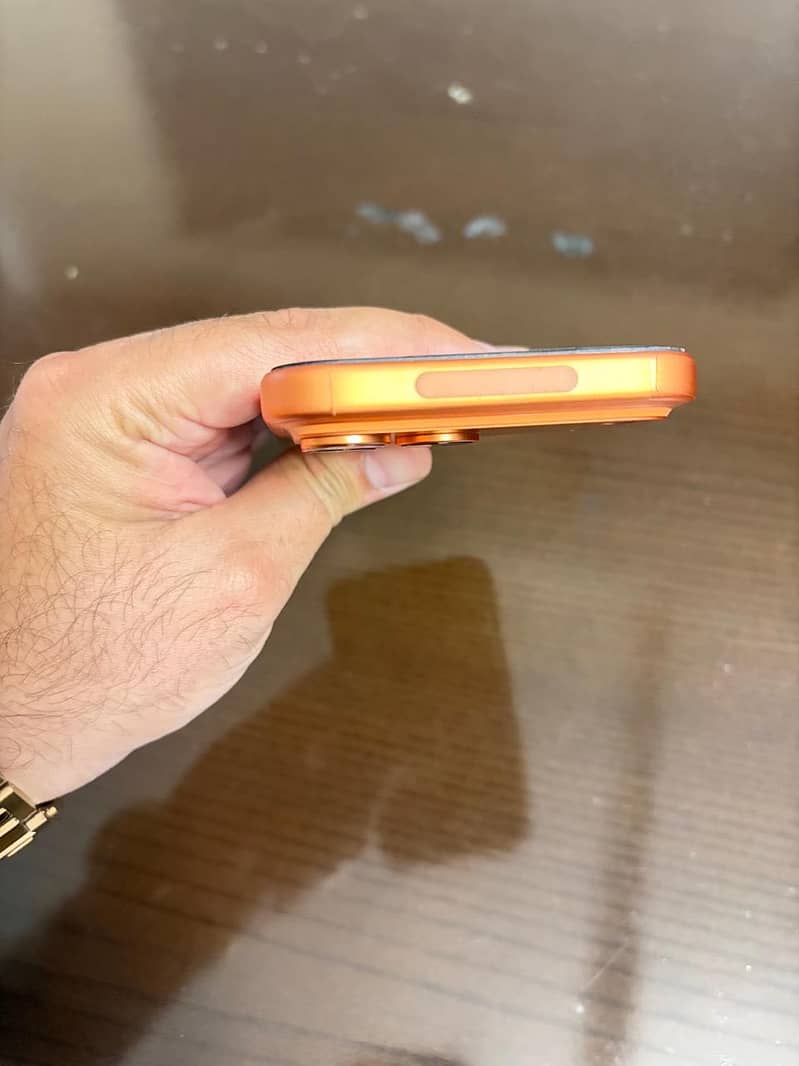 Apple iPhone 17 Pro Max 2