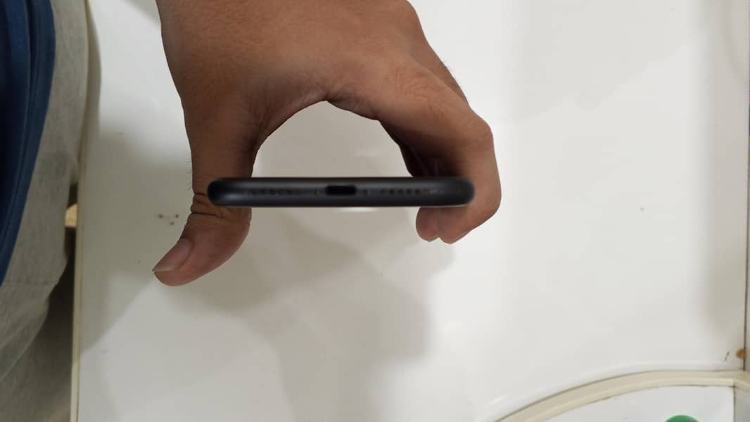 Apple iPhone 11 5