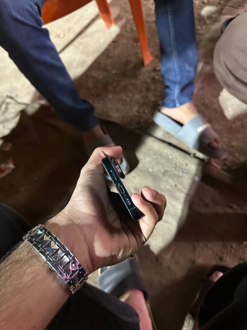 Apple iPhone 14 1