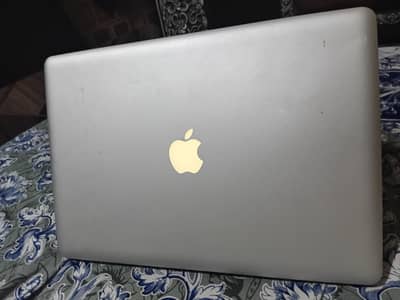 Macbook pro i7