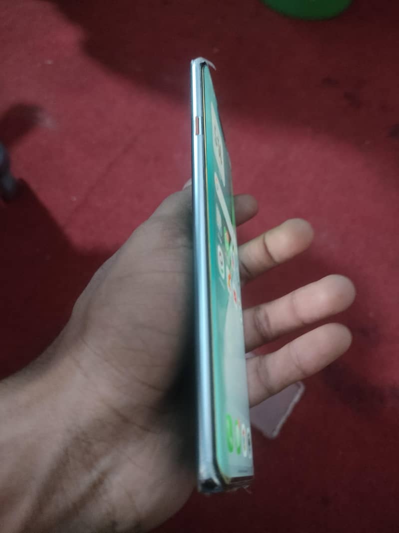 Tecno CAMON 40 Pro 2
