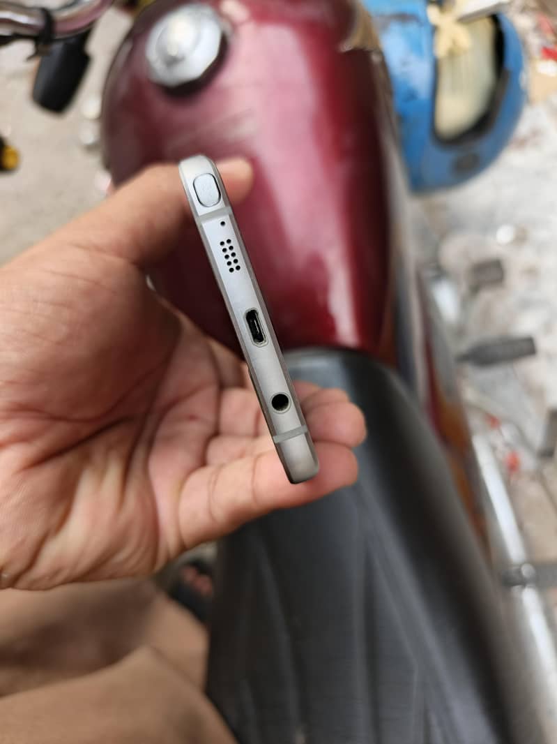 Samsung Mobile Note5 3