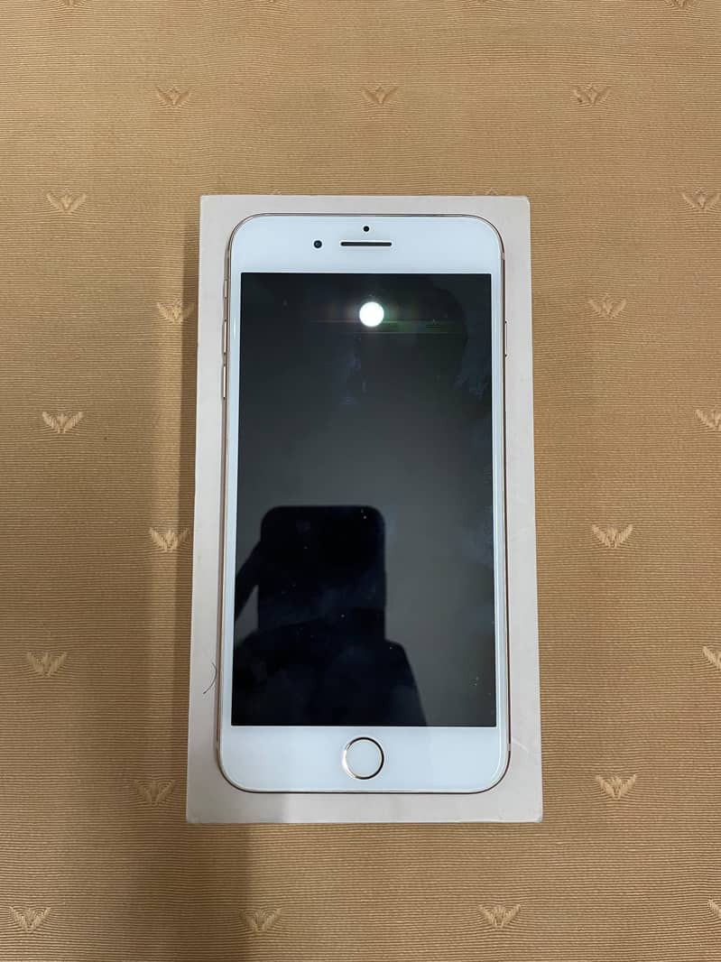 Apple iPhone 8 Plus 1