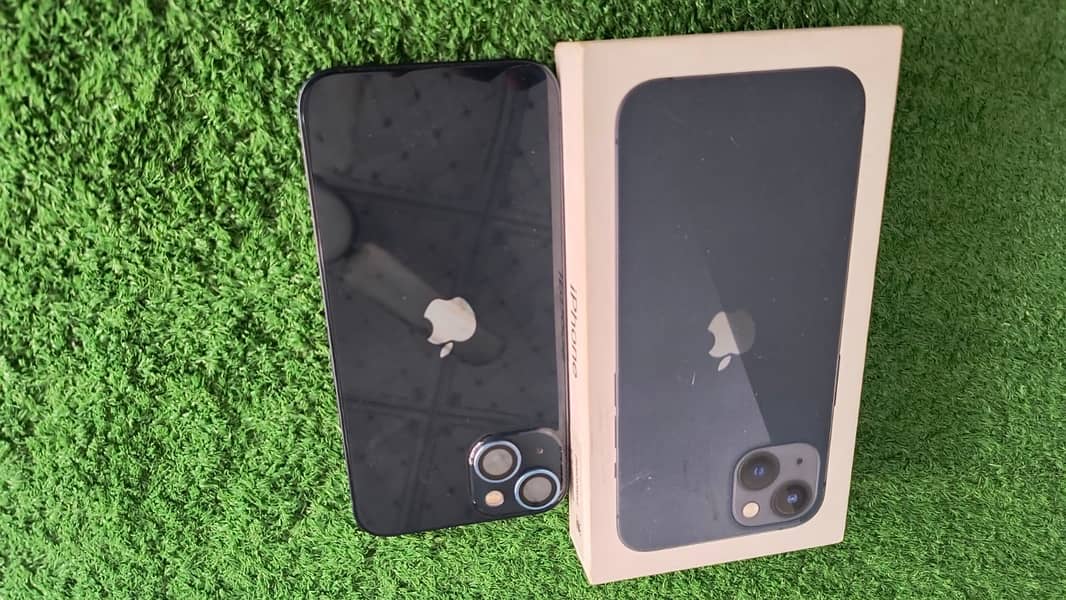 Apple iPhone 13 9