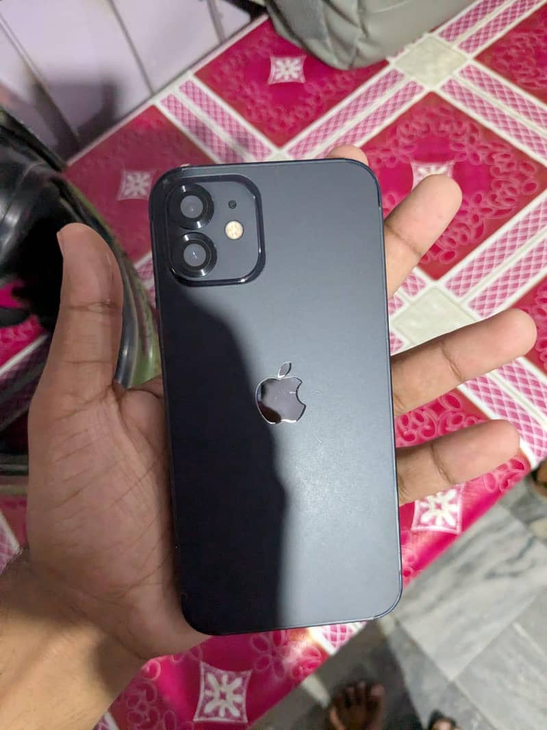Apple iPhone 12 0