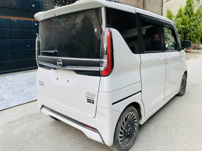 Nissan Roox 2024