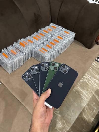 Apple iPhone 13