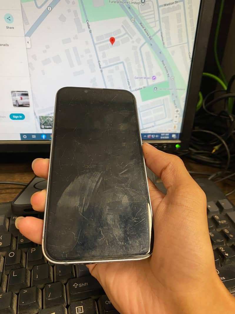 Apple iPhone 14 2