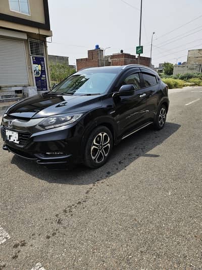 Honda Vezel 2016