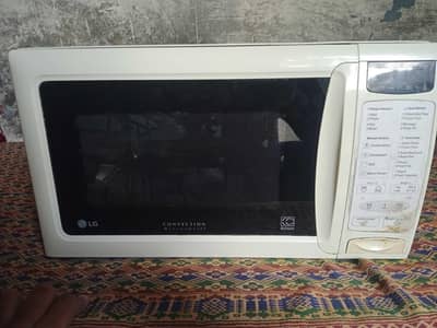 LG MICROWAVE OVEN AND GRILL OVEN