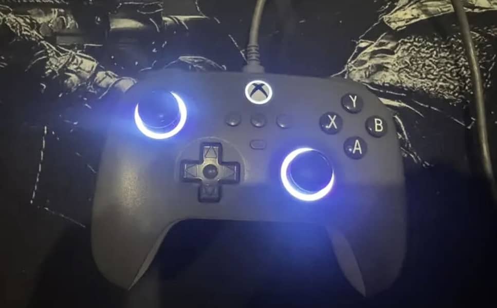 8BitDo Wired Xbox series controller 2
