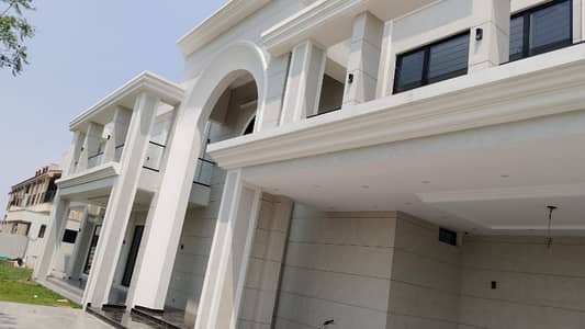 2 KANAL SUPER ULTRA MODREN DOUBLE HIGHTED LOBBY HOUSE AVAILABLE FOR SALE IN DHA PHASE 6