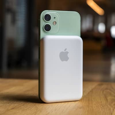 Apple (Original) Magsafe Battery Pack / Powerbank