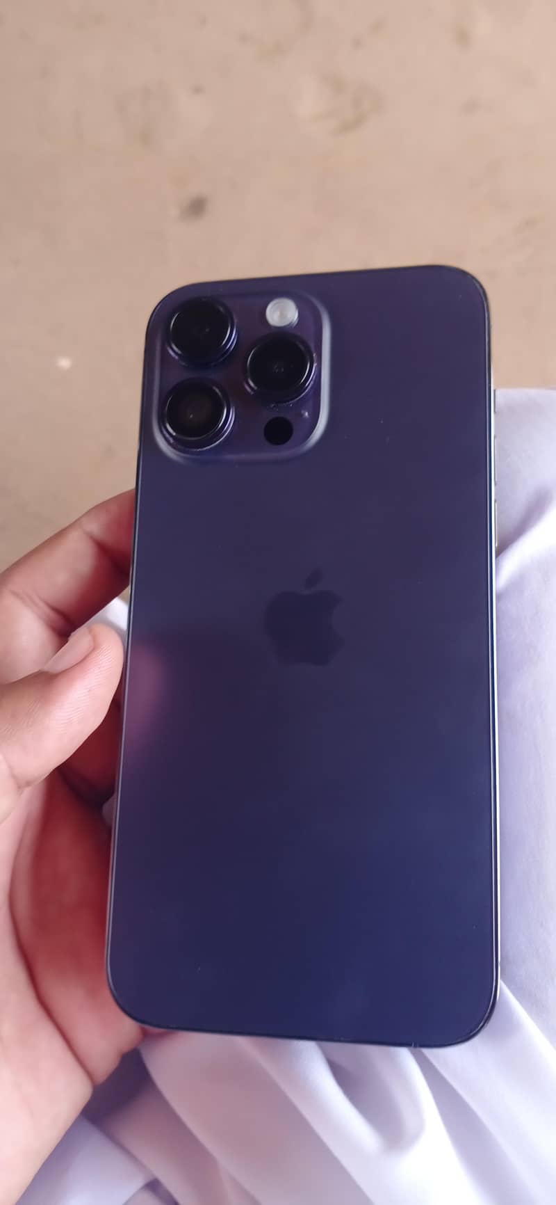 Iphone 14 pro max 1