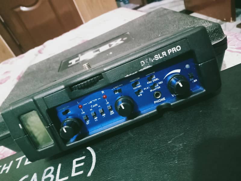 Beachtek Audio Adapter 5
