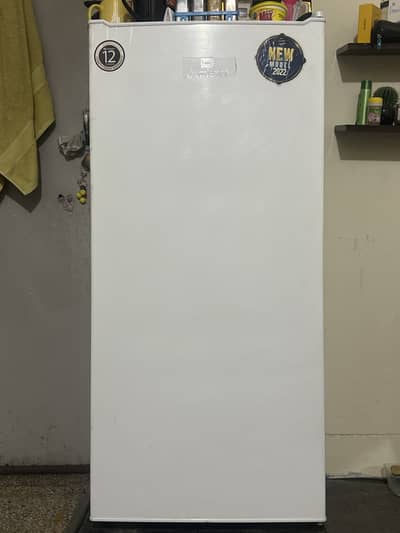 Dawlence single door fridge with 3500 watts stablizer (as good as new)