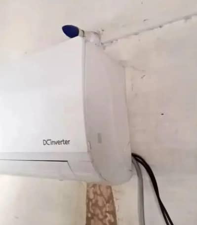 Ac Dc inverter 1.5 ton urgent for sale contact 0370#3660453