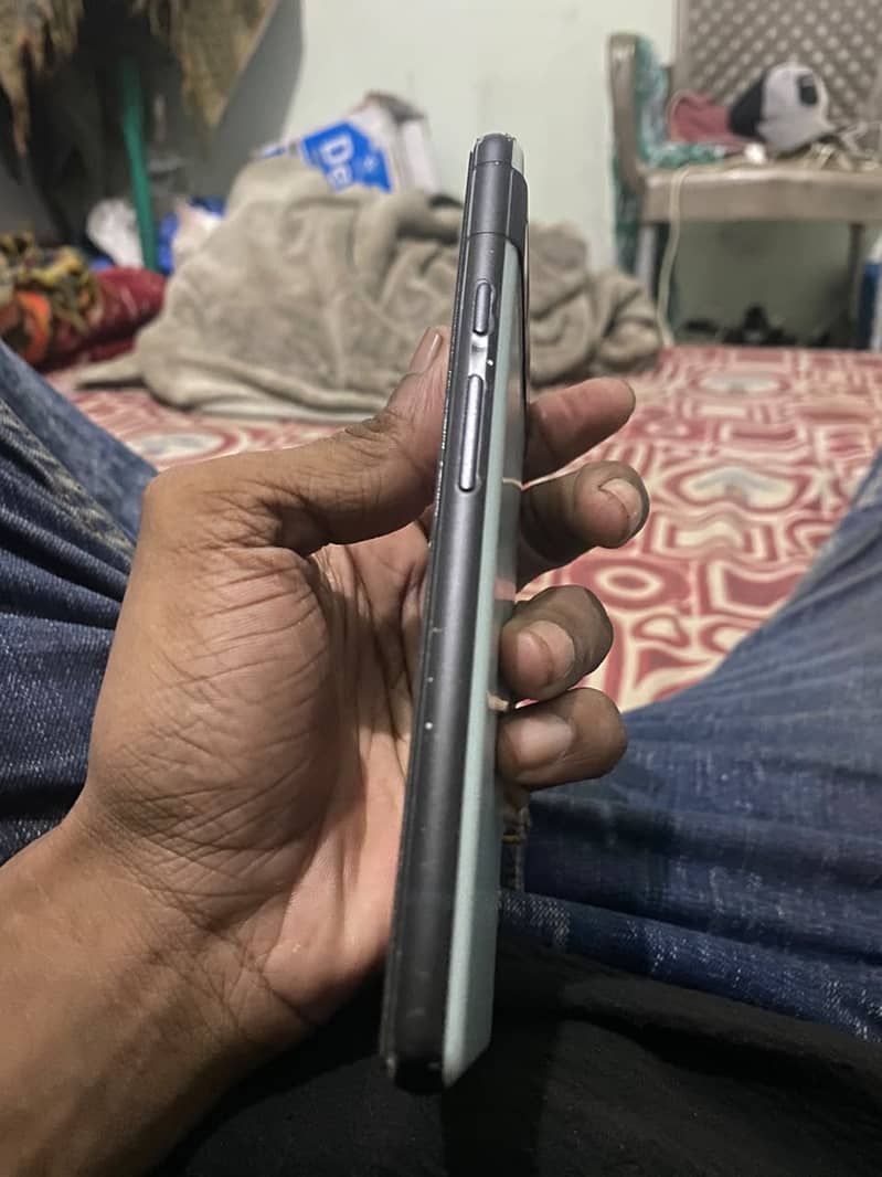 Google Pixel 6a 3