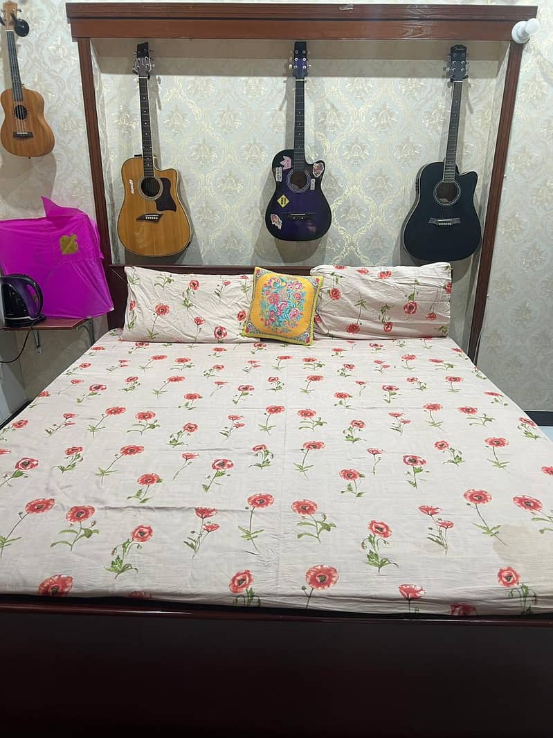 King Size Bed 16