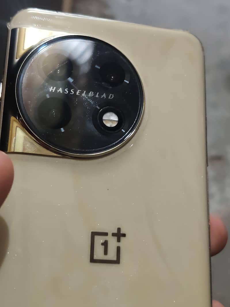 One Plus 11 1