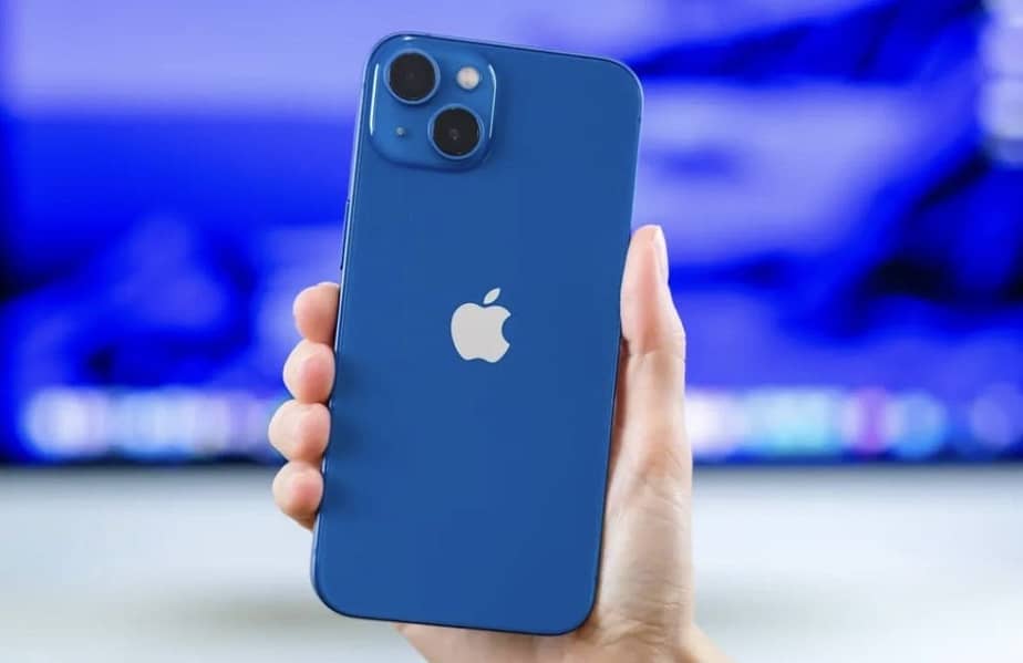 Apple iPhone 13 0