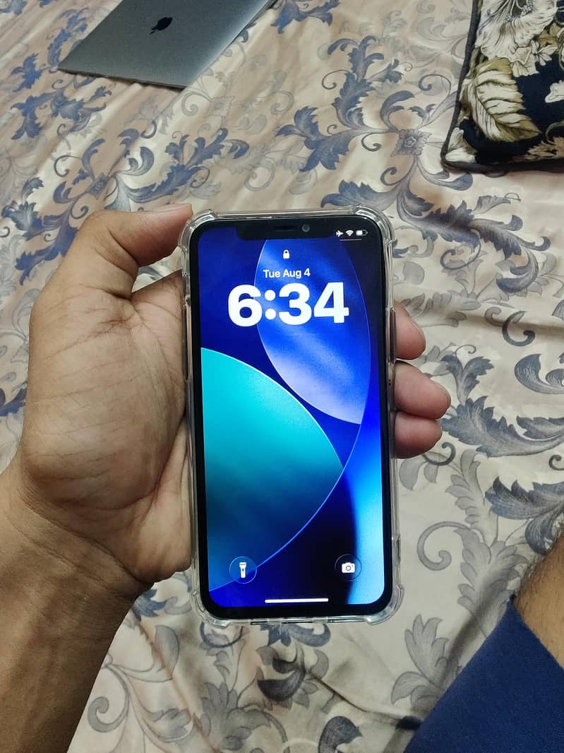 Apple iPhone 11 Pro 1