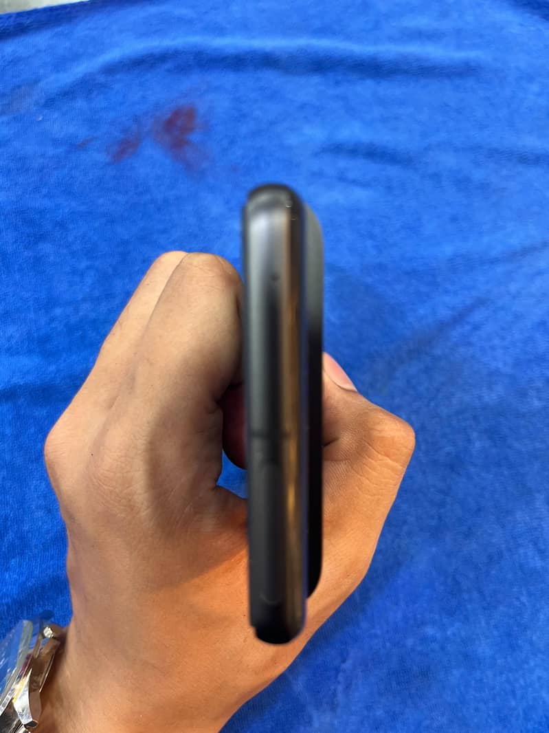 Google Pixel 7 5