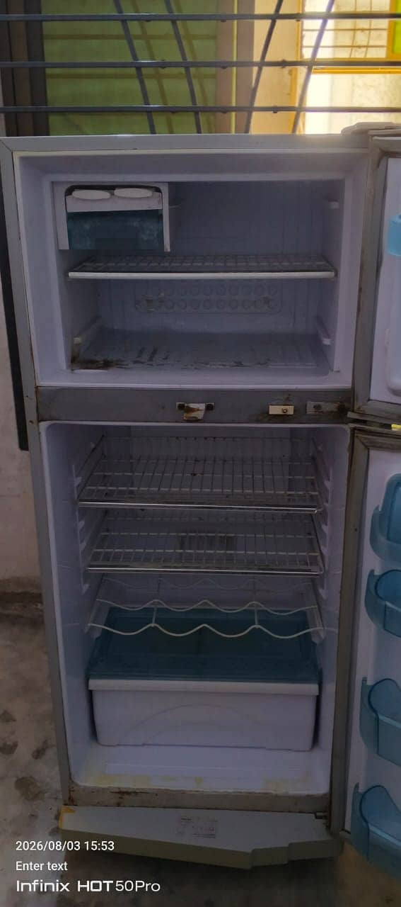 Waves fridge 1