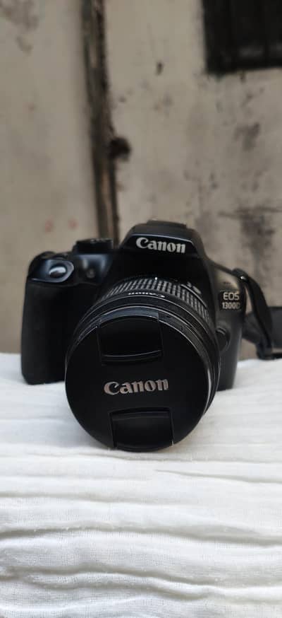 canon camera 1300 d
