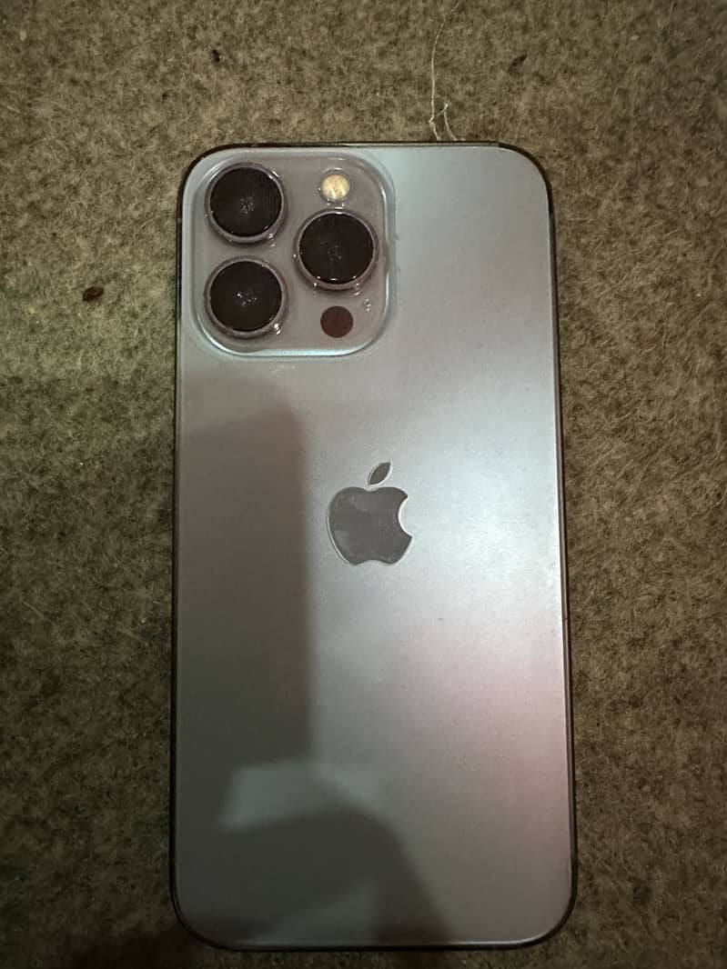 Apple iPhone 13 Pro 2