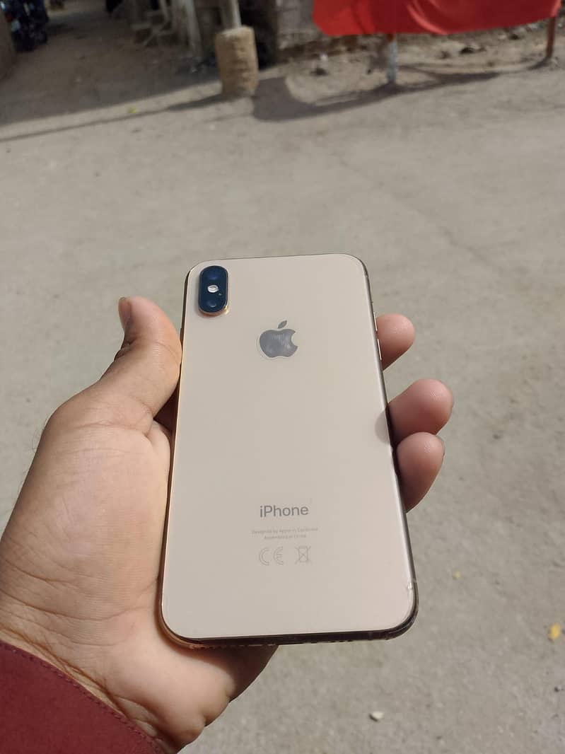 iphone xs 1