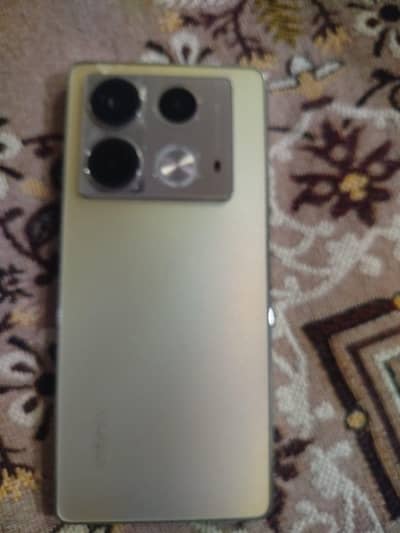 Infinix Note 40
