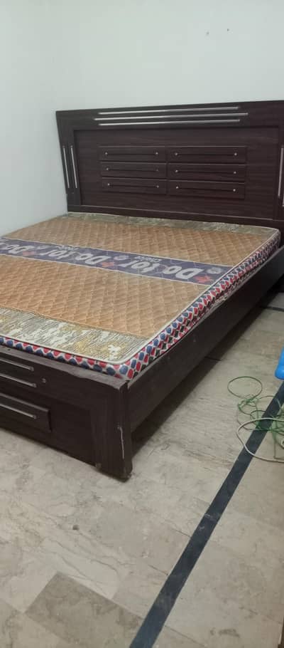 King Size Bed For Sale