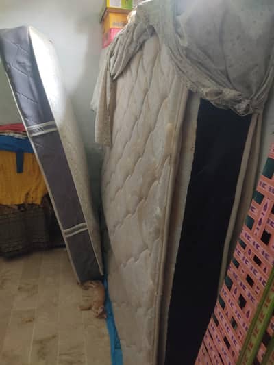 2*Matress 1*queen size and 1*single bed