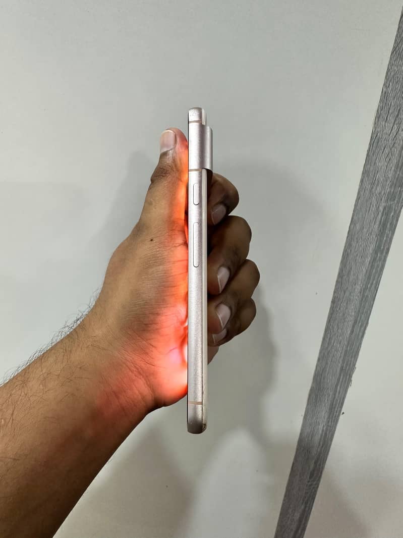 Google Pixel 8 1