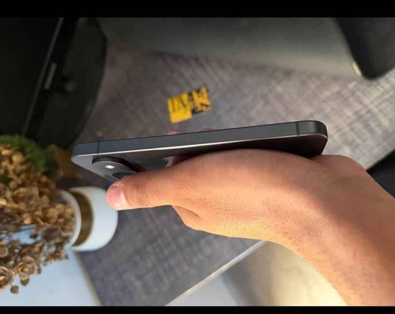 Google Pixel 9 3