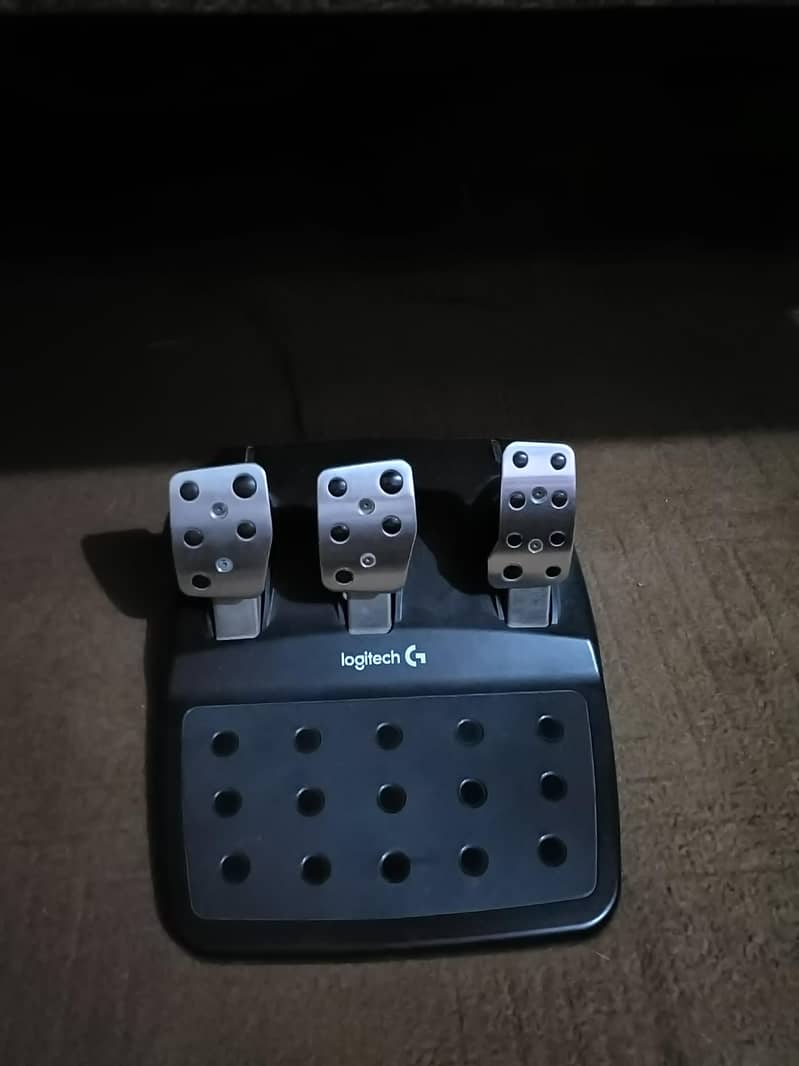 Logitech g29 1