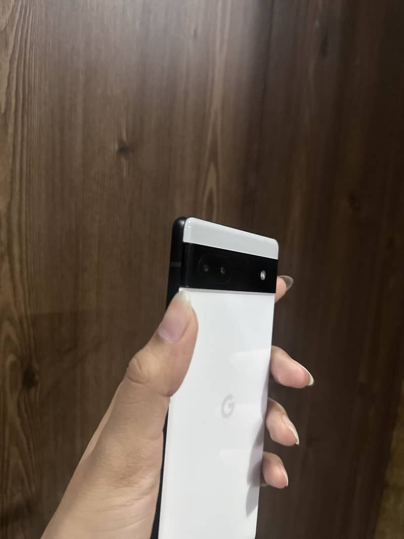 Google Pixel 6a 4