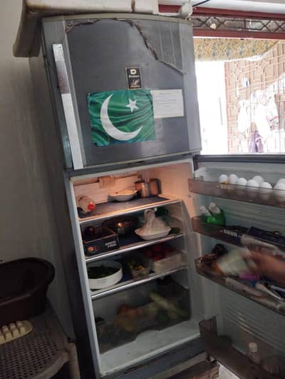 Refrigerator
