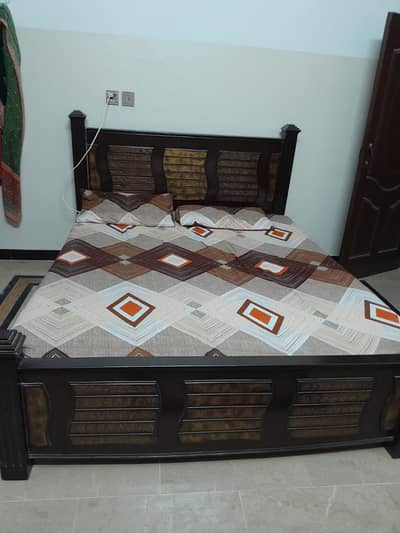 KING SIZE BED PURE WOOD