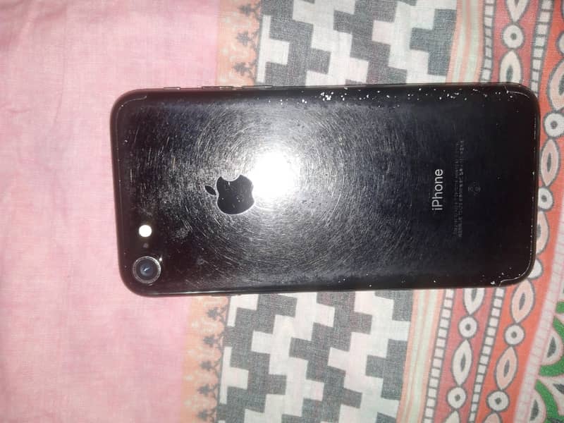 Apple iPhone 7 3