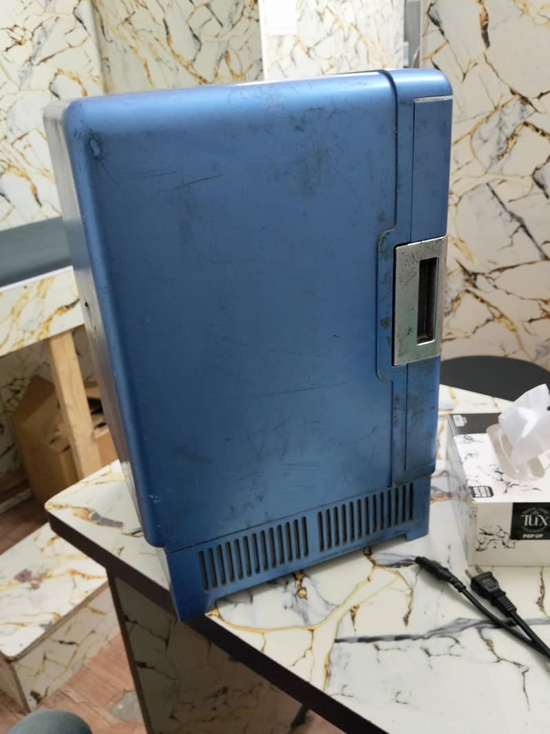 Mini Fridge 2