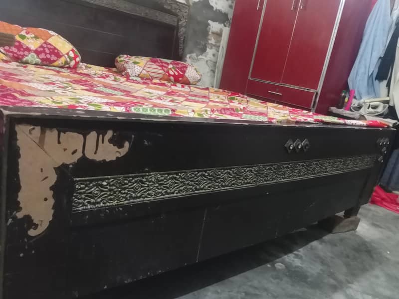 Double Bed In Good condition 3